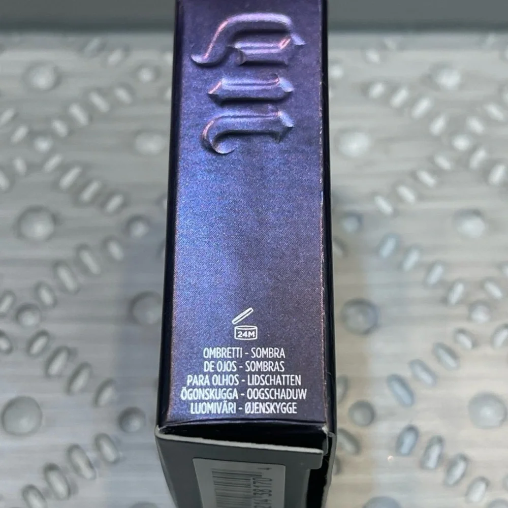 VAULTED FORMULA ~ Urban Decay ~ ‘BLACKOUT’ Eyeshadow Single ~ VERY RARE, & HTF